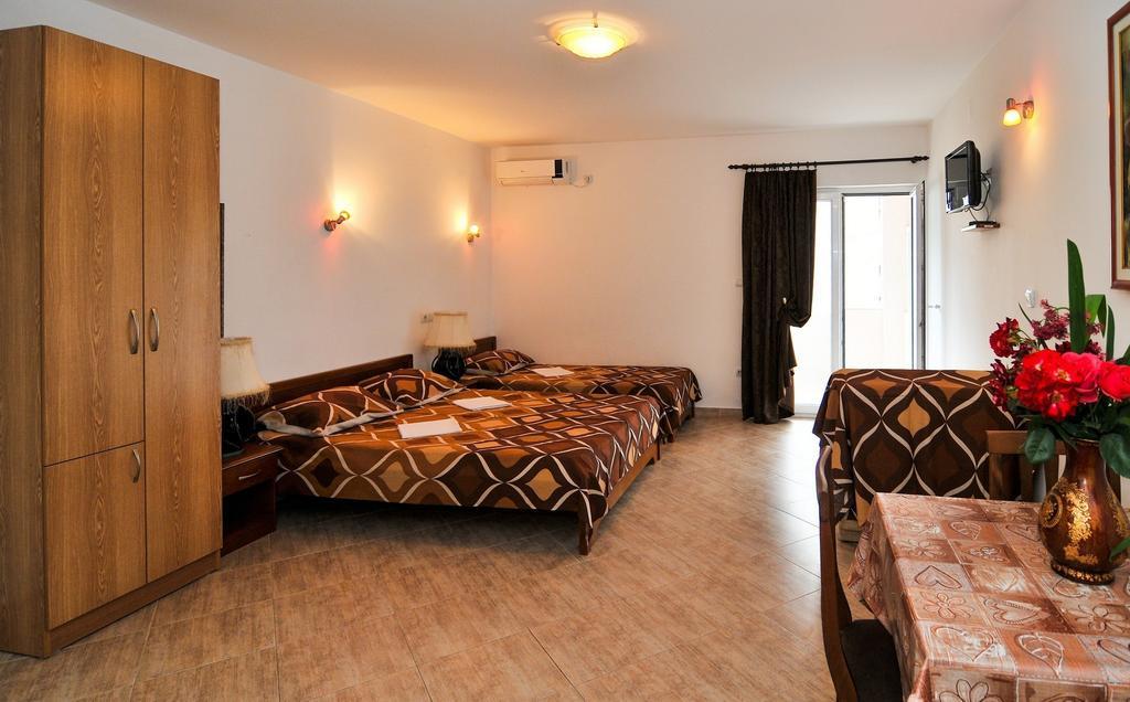 Apartments Samardzic Tivat Exterior photo